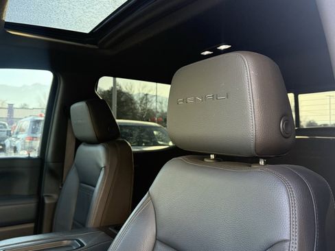 Used 2021 GMC Sierra 1500 Denali image 11