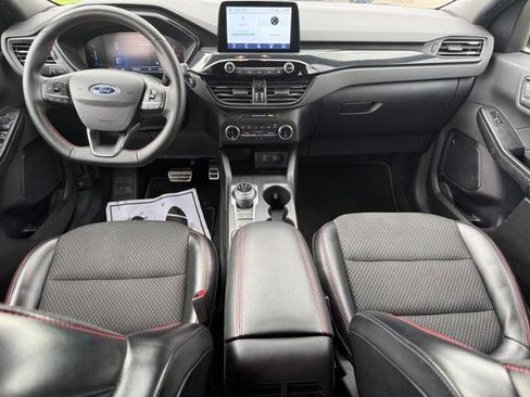 Certified 2023 Ford Escape ST-Line FWD image 11