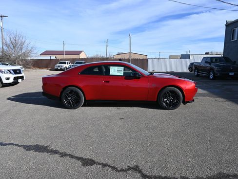 New 2024 Dodge Charger R/T w/ Plus Group image 2