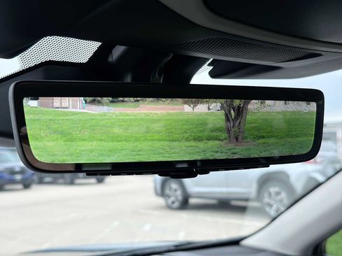 Certified 2023 Subaru Outback Touring XT AWD/4WD image 34