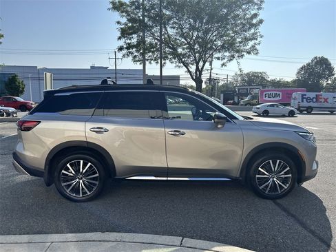 Certified 2024 INFINITI QX60 Autograph w/ Cargo Package image 9