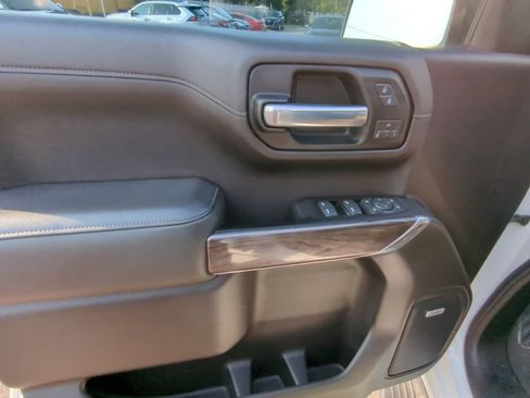 Used 2019 Chevrolet Silverado 1500 LTZ w/ LTZ Plus Package AWD/4WD image 10