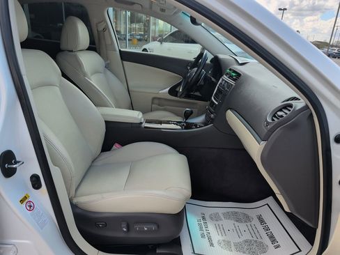 Used 2013 Lexus IS 250 AWD w/ Premium Pkg image 21