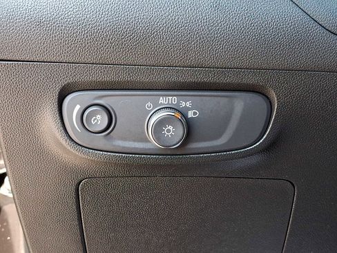 Used 2025 Buick Encore GX Preferred w/ Comfort Package AWD/4WD image 26