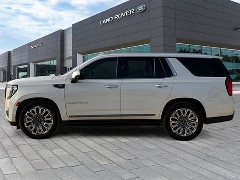 Used 2023 GMC Yukon Denali Ultimate AWD/4WD image 2