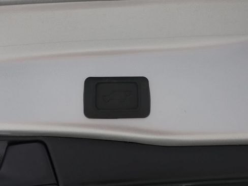 Used 2024 Toyota RAV4 XLE w/ Convenience Package AWD/4WD image 21