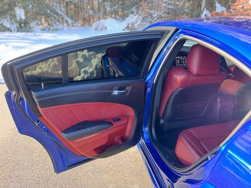 Used 2022 Dodge Charger SRT Hellcat image 15