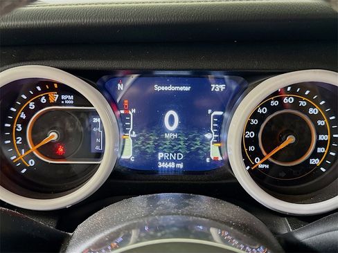 Used 2022 Jeep Gladiator Overland w/ Popular Equipment Package image 10