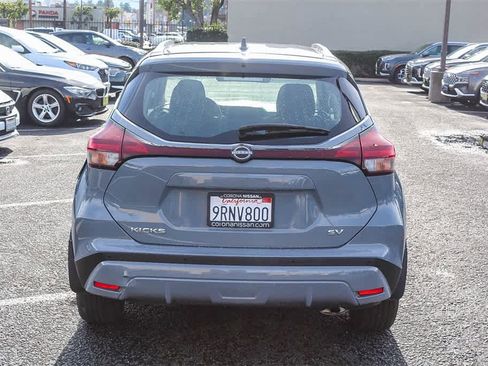 Used 2024 Nissan Kicks SV image 6