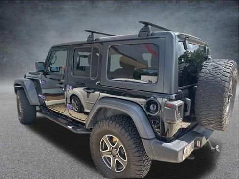 Used 2020 Jeep Wrangler Unlimited Sport S AWD/4WD image 3