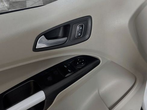 Used 2019 Ford Transit Connect XLT FWD image 17