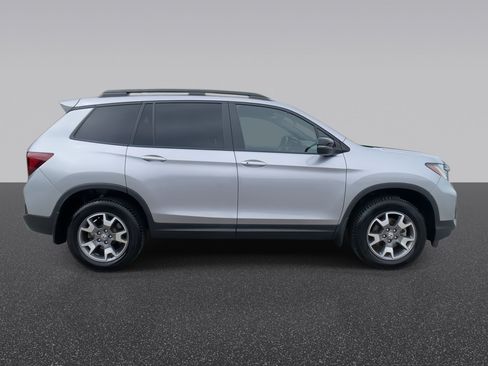 Used 2022 Honda Passport TrailSport image 10