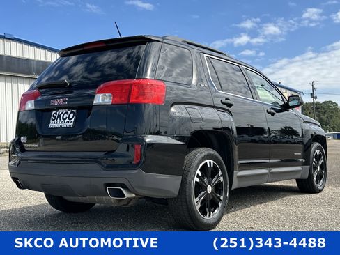 Used 2017 GMC Terrain SLE w/ Nightfall Package image 5