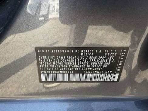 Used 2023 Volkswagen Jetta SE w/ Panoramic Sunroof Package FWD image 16