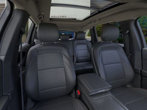 New 2026 Lincoln Nautilus Reserve image 10