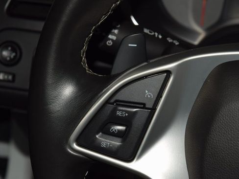 Used 2017 Chevrolet Corvette Stingray Coupe w/ 1LT image 38