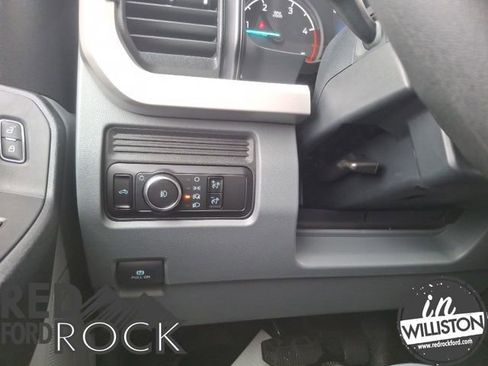 Used 2024 Ford F550 2WD Crew Cab Super Duty image 11