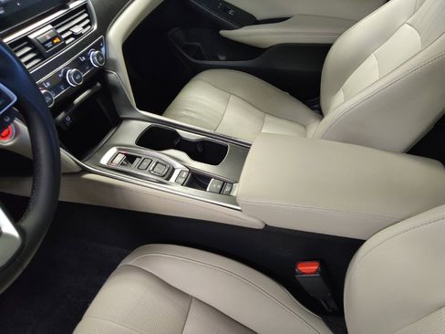 Used 2019 Honda Accord EX-L image 26