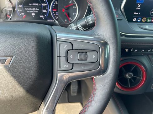 Used 2022 Chevrolet Blazer RS FWD image 19