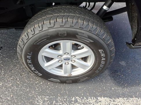 Used 2023 Ford F150 XLT w/ Trailer Tow Package image 6