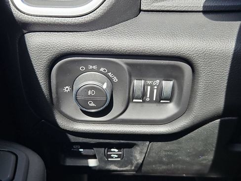 New 2026 RAM 1500 Big Horn AWD/4WD image 18