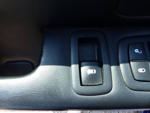 Used 2019 Dodge Grand Caravan SE FWD image 20