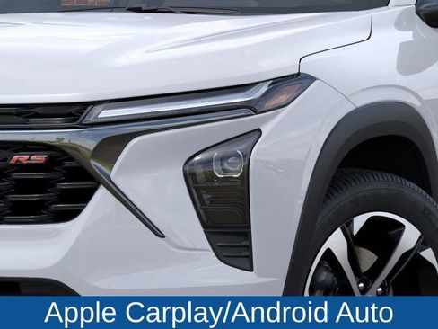 New 2026 Chevrolet Trax RS w/ Sunroof Package image 10