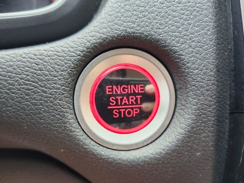 Certified 2019 Honda CR-V Touring image 33