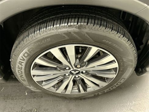 Used 2020 Mitsubishi Outlander SE image 8