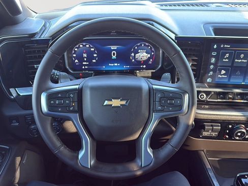Used 2026 Chevrolet Silverado 1500 LTZ image 13