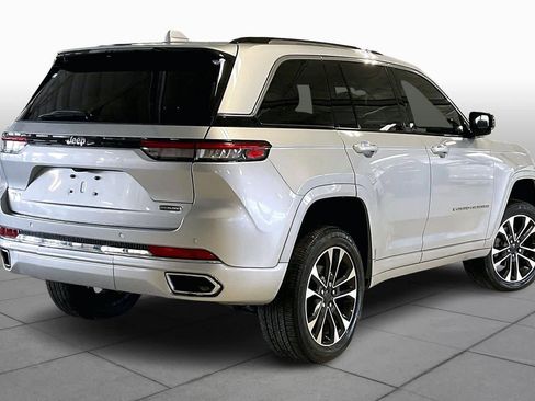 Used 2022 Jeep Grand Cherokee Overland image 13