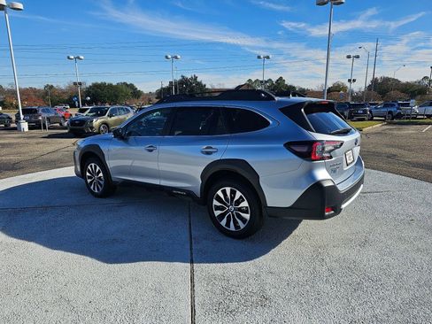 New 2025 Subaru Outback Limited image 4
