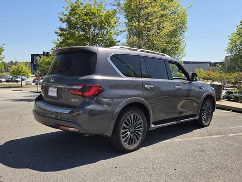 Used 2024 INFINITI QX80 Sensory RWD image 6
