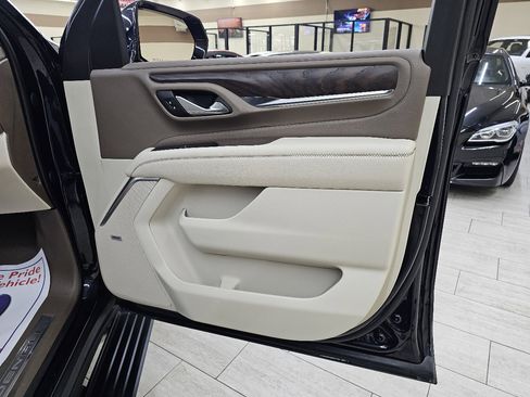 Used 2022 GMC Yukon Denali image 41