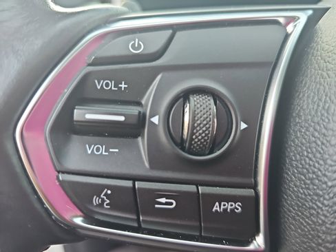 Certified 2023 Acura MDX FWD w/ Technology Package image 18