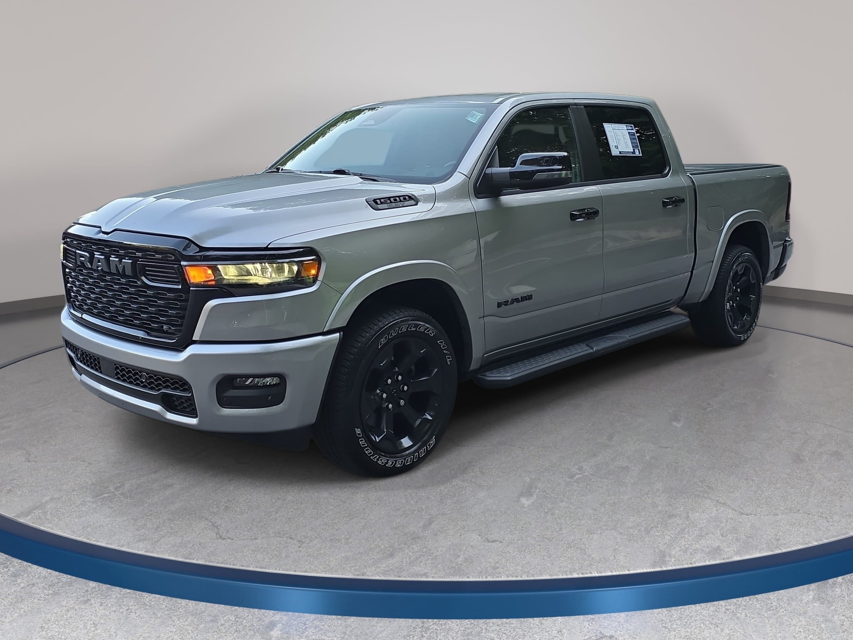 Used 2025 RAM 1500 Big Horn AWD/4WD image 1