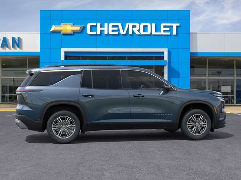 New 2026 Chevrolet Traverse LT image 5
