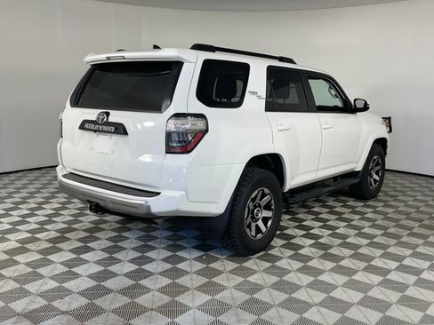 Used 2019 Toyota 4Runner TRD Off-Road Premium AWD/4WD image 18