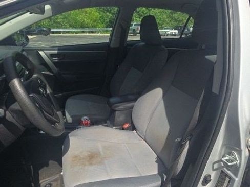 Used 2015 Toyota Corolla L FWD image 12