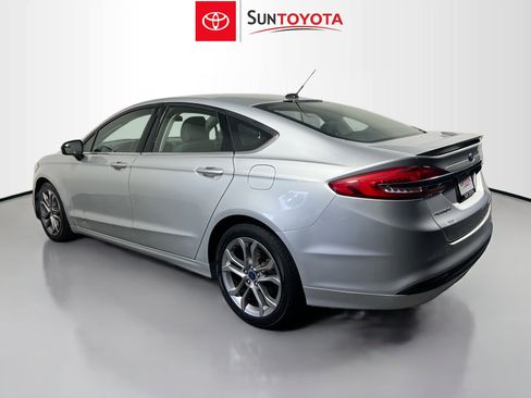 Used 2017 Ford Fusion S w/ Equipment Group 101A image 6