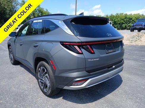 Used 2025 Hyundai Tucson Limited AWD/4WD image 4