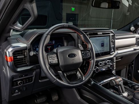 Used 2025 Ford F150 Raptor image 17