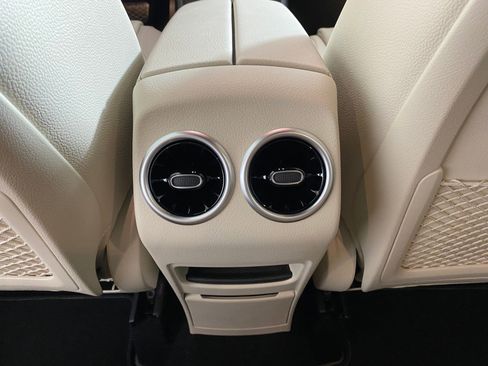 Used 2026 Mercedes-Benz GLA 250 4MATIC image 26