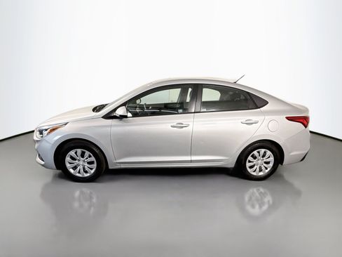 Used 2019 Hyundai Accent SE FWD image 6