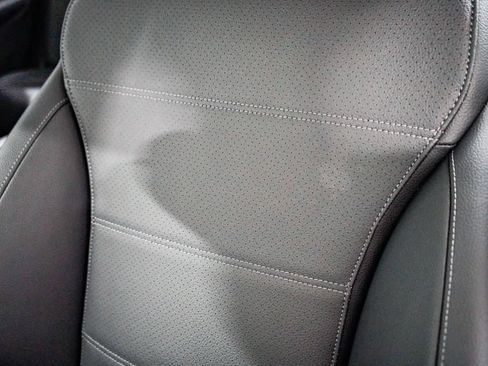 Used 2025 Mercedes-Benz C 300 Sedan image 26