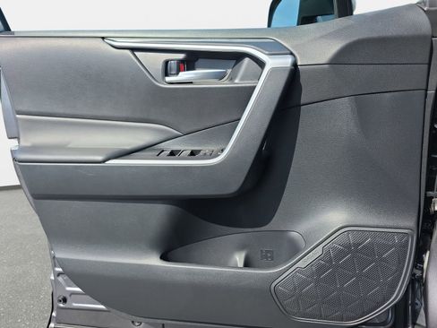 Used 2024 Toyota RAV4 XLE Premium image 27