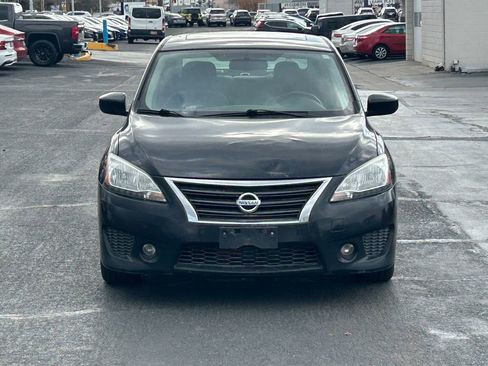 Used 2013 Nissan Sentra SR w/ Premium Pkg image 10