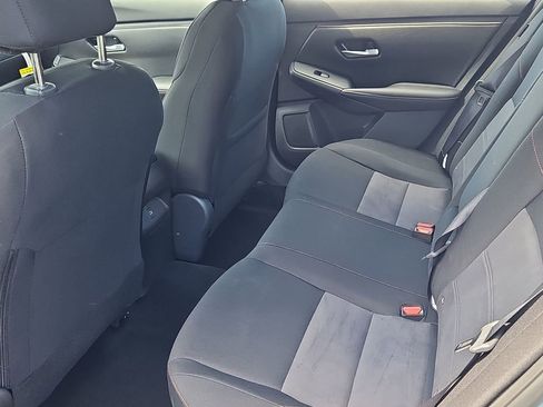 New 2025 Nissan Sentra SR w/ Trunk Package FWD image 15