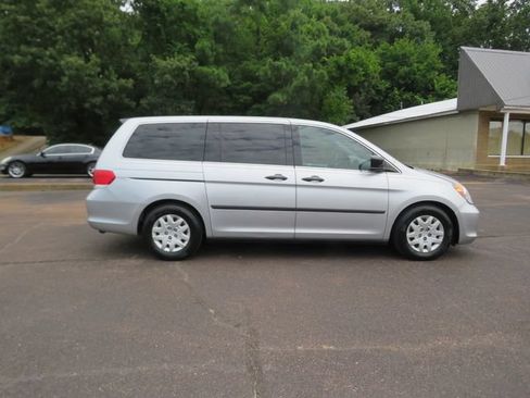 Used 2010 Honda Odyssey LX image 1