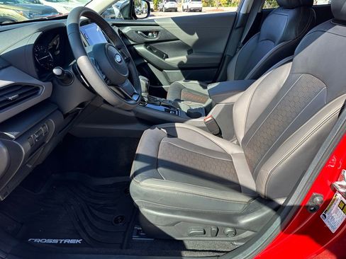 Used 2025 Subaru Crosstrek 2.5i Limited w/ Popular Package #3A image 25